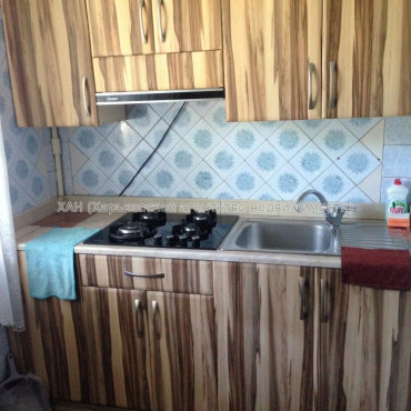 Здам квартиру, Валентиновская ул. , 1 кім., 33 м², косметический ремонт 