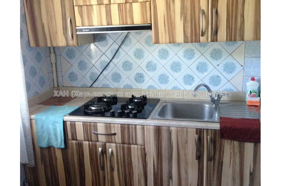 Здам квартиру, Валентиновская ул. , 1 кім., 33 м², косметический ремонт 