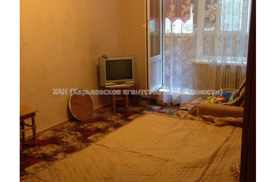 Здам квартиру, Валентиновская ул. , 1 кім., 33 м², косметический ремонт 