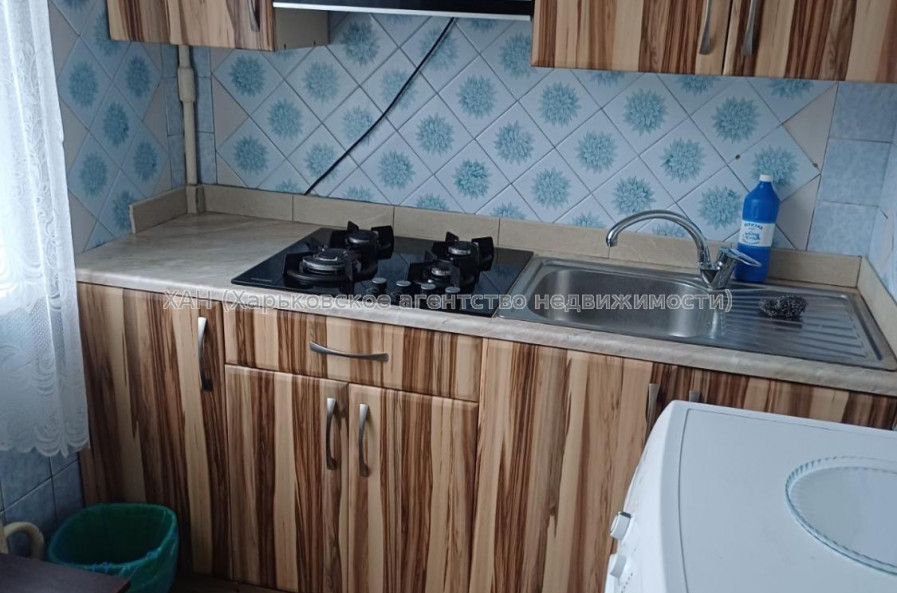 Здам квартиру, Валентиновская ул. , 1 кім., 33 м², косметический ремонт 