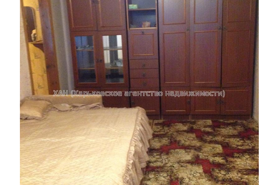 Здам квартиру, Валентиновская ул. , 1 кім., 33 м², косметический ремонт 