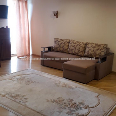 Сдам квартиру, Клочковская ул. , 186Б , 1  ком., 33 м², евроремонт 