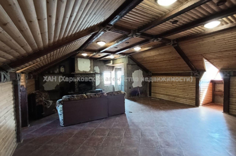 Продам дом, 350 м², 22 сот., косметический ремонт 