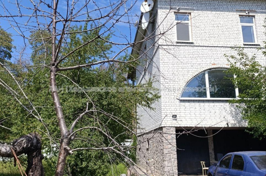 Продам дом, 350 м², 22 сот., косметический ремонт 
