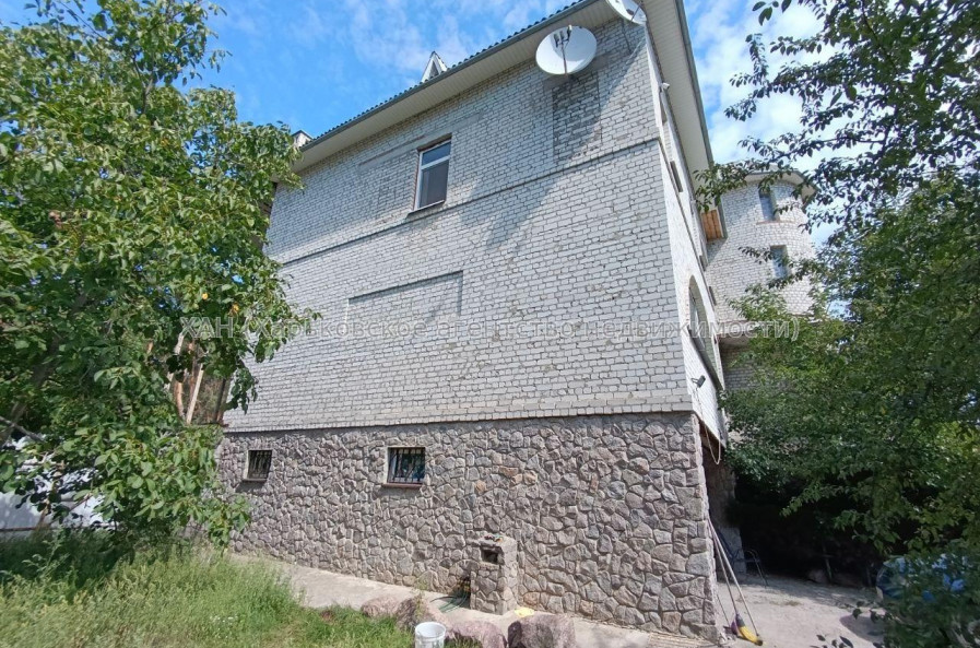 Продам дом, 350 м², 22 сот., косметический ремонт 