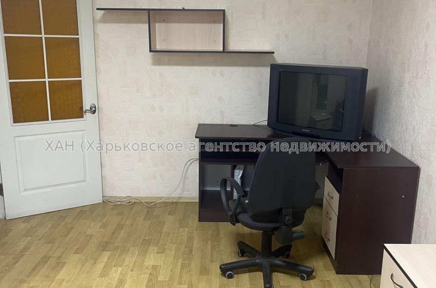 Продам квартиру, Клочковская ул. , 1 кім., 33 м², косметический ремонт 