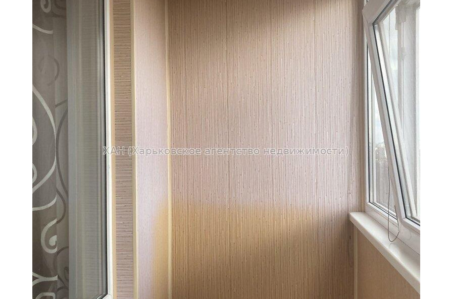 Продам квартиру, Гвардейцев Широнинцев ул. , 3  ком., 67 м², капитальный ремонт 