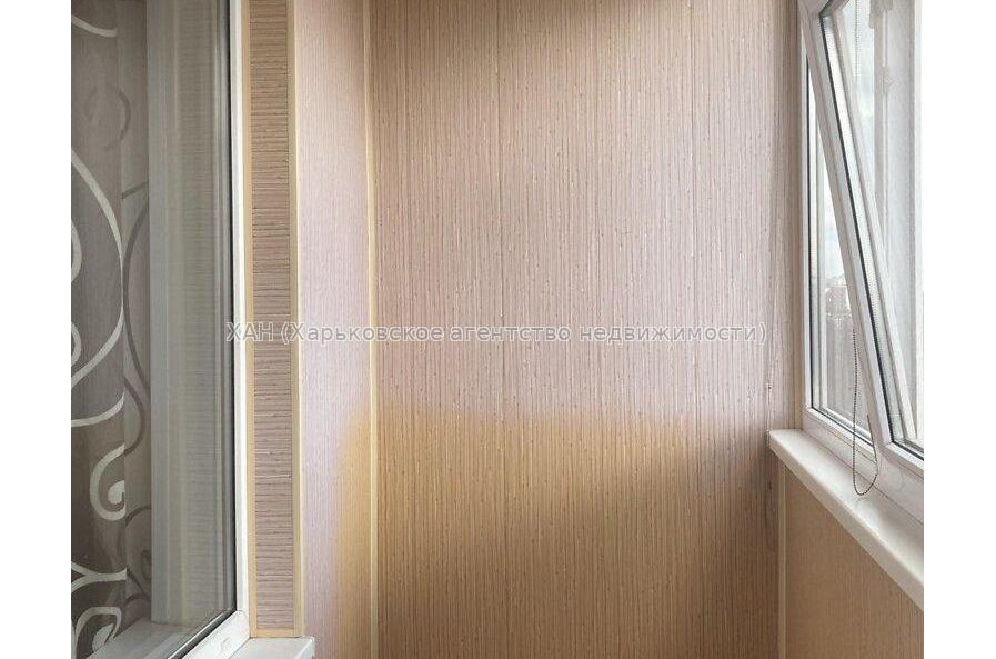 Продам квартиру, Гвардейцев Широнинцев ул. , 3  ком., 67 м², капитальный ремонт 