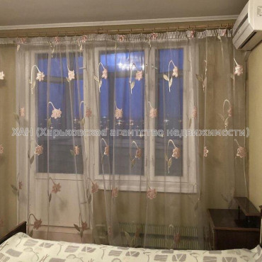 Продам квартиру, Гвардейцев Широнинцев ул. , 3  ком., 67 м², капитальный ремонт 