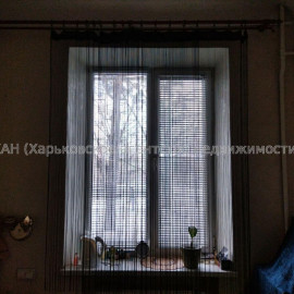 Продам квартиру, Китаенко ул. , 1 кім., 11 м², без ремонта