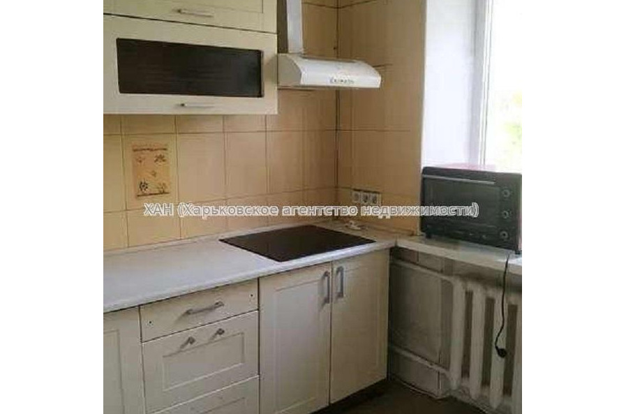 Продам квартиру, Зерновой пер. , 1  ком., 26 м², косметический ремонт 