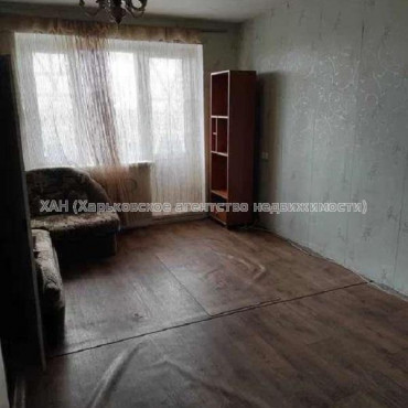 Продам квартиру, Силикатная ул. , 1 кім., 35 м², косметический ремонт 