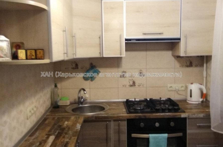 Здам квартиру, Гвардейцев Широнинцев ул. , 2 кім., 49 м², капитальный ремонт 