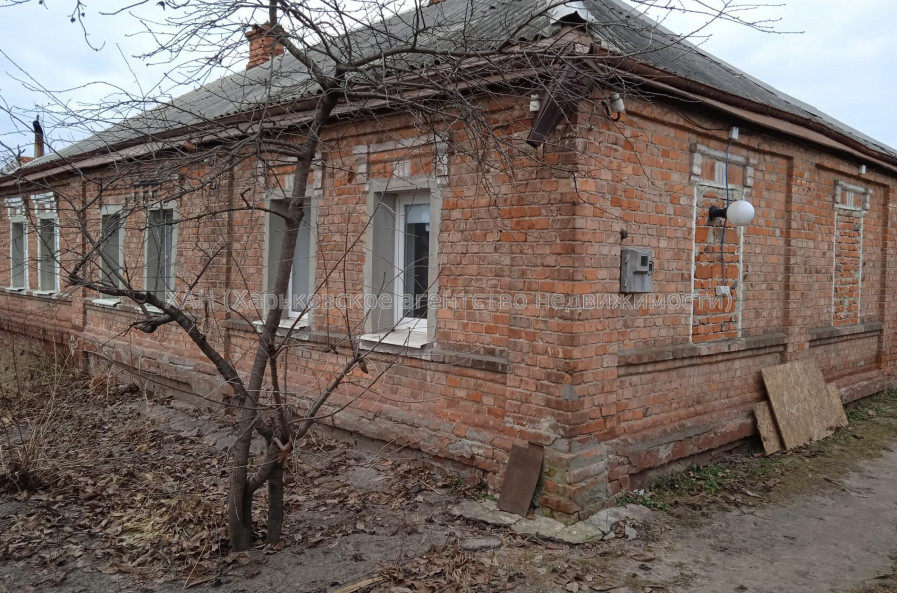 Сдам дом, Дербентская ул. , 120 м², 6 сот., частичный ремонт 
