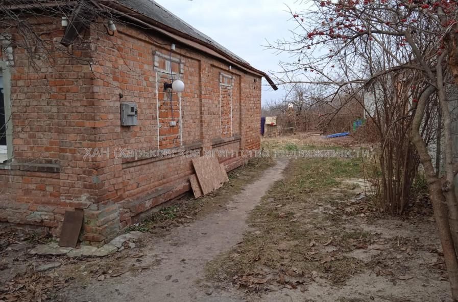 Сдам дом, Дербентская ул. , 120 м², 6 сот., частичный ремонт 