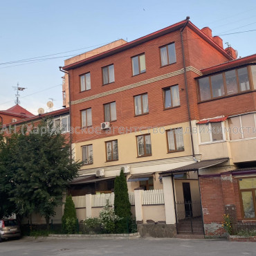 Продам квартиру, Ньютона ул. , 8А , 3 кім., 83 м², евроремонт 