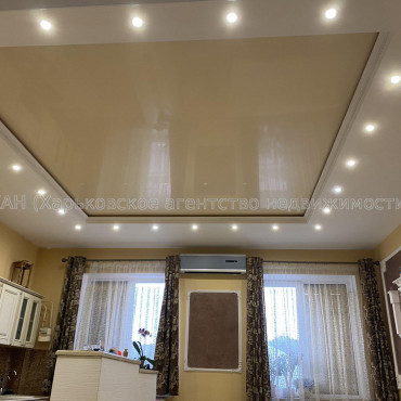Продам квартиру, Ньютона ул. , 8А , 3 кім., 83 м², евроремонт 
