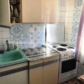 Продам квартиру, Зубарева Александра ул. , 2 кім., 45 м², косметический ремонт