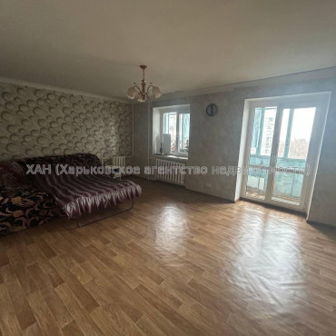 Продам квартиру, Ферганская ул. , 33Б , 3  ком., 68.40 м², косметический ремонт 