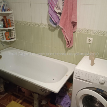 Продам квартиру, Ферганская ул. , 33Б , 3  ком., 68.40 м², косметический ремонт 