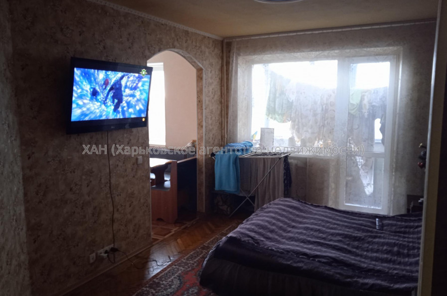 Продам квартиру, Ферганская ул. , 33Б , 3  ком., 68.40 м², косметический ремонт 