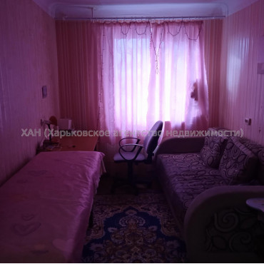 Продам квартиру, Ферганская ул. , 33Б , 3  ком., 68.40 м², косметический ремонт 