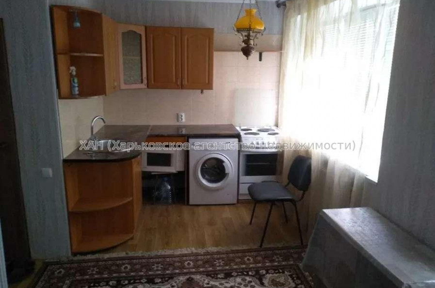 Продам квартиру, Любови Малой  просп. , 1  ком., 24 м², капитальный ремонт 