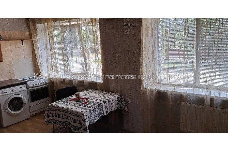 Продам квартиру, Любови Малой  просп. , 1  ком., 24 м², капитальный ремонт 