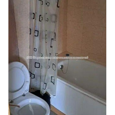 Продам квартиру, Любови Малой  просп. , 1  ком., 24 м², капитальный ремонт 