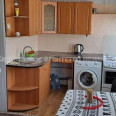 Продам квартиру, Любови Малой  просп. , 1  ком., 24 м², капитальный ремонт 