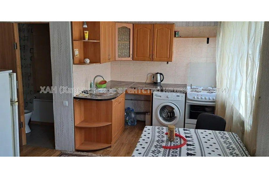 Продам квартиру, Любови Малой  просп. , 1  ком., 24 м², капитальный ремонт 