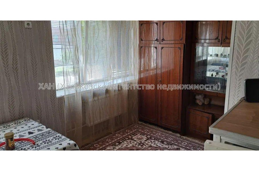 Продам квартиру, Любови Малой  просп. , 1  ком., 24 м², капитальный ремонт 