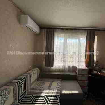 Продам квартиру, Каркача Ивана бульв. , 1  ком., 20 м², капитальный ремонт 