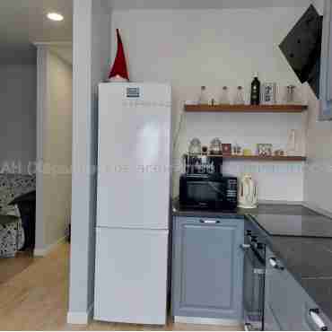 Продам квартиру, Мира ул. , 1  ком., 42 м², капитальный ремонт 