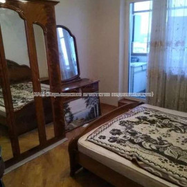 Продам квартиру, Европейская ул. , 2 кім., 49 м², косметический ремонт