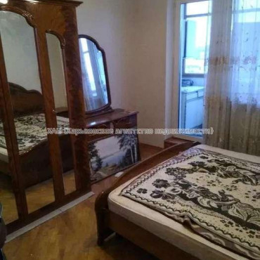 Продам квартиру, Европейская ул. , 2  ком., 49 м², косметический ремонт 