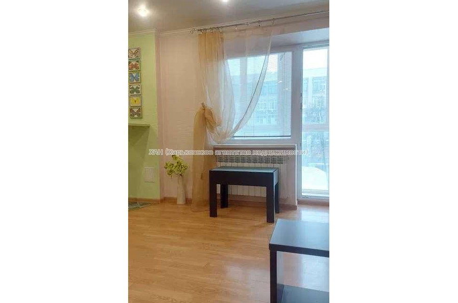 Продам квартиру, Науки просп. , 1 кім., 31 м², евроремонт 