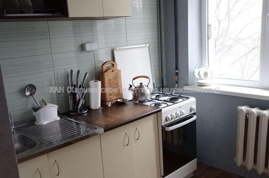 Продам квартиру, Тракторостроителей просп. , 3  ком., 62 м², косметический ремонт 