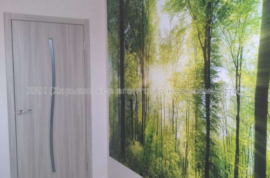 Продам квартиру, Барабашова академика ул. , 2  ком., 56 м², капитальный ремонт 