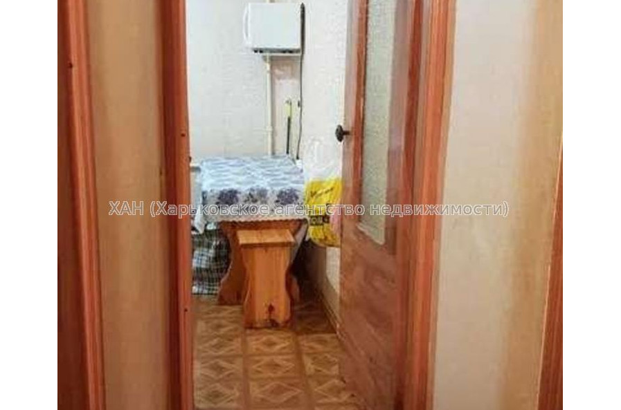 Продам квартиру, Харьковских Дивизий ул. , 1  ком., 32 м², косметический ремонт 