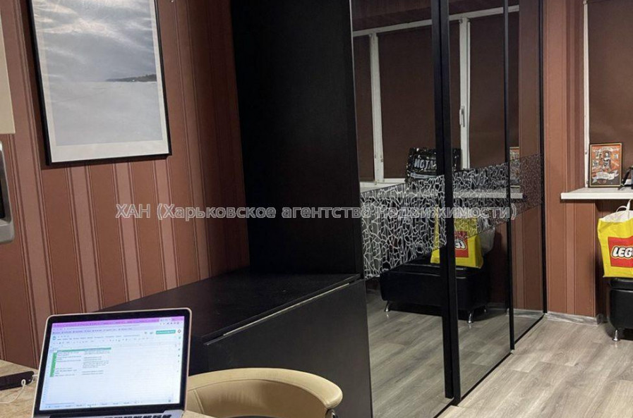 Продам квартиру, Зерновой пер. , 1  ком., 23 м², капитальный ремонт 