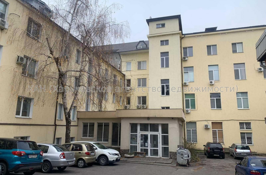 Продам квартиру, Дарвина ул. , 1  ком., 17 м², капитальный ремонт 