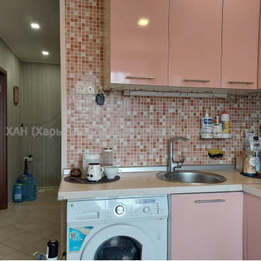 Продам квартиру, Александровский просп. , 1 кім., 35 м², капитальный ремонт 