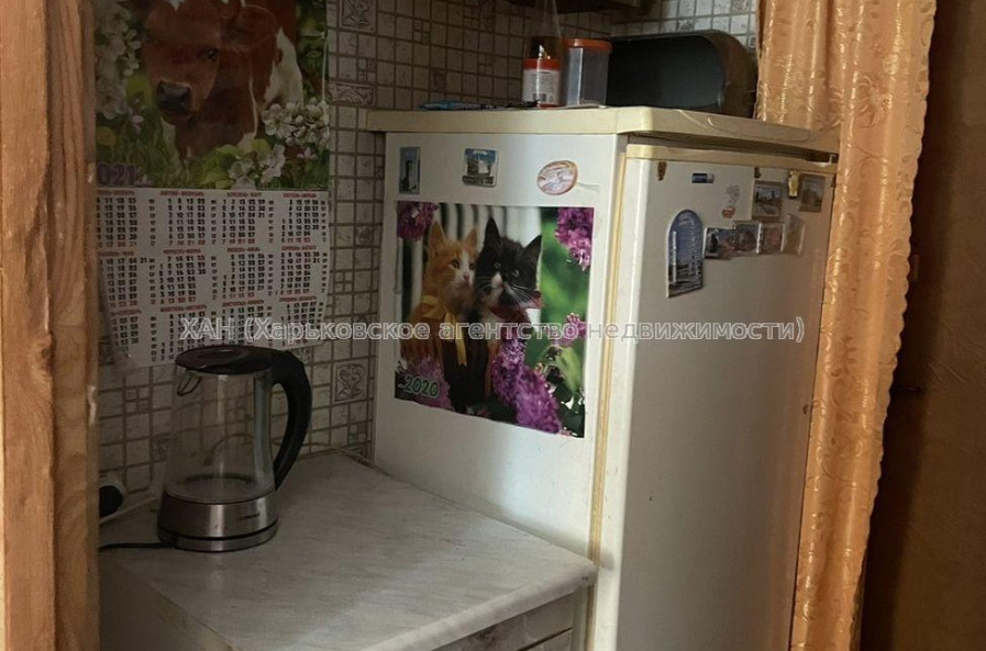 Продам квартиру, Ньютона ул. , 1 кім., 16 м², советский ремонт 