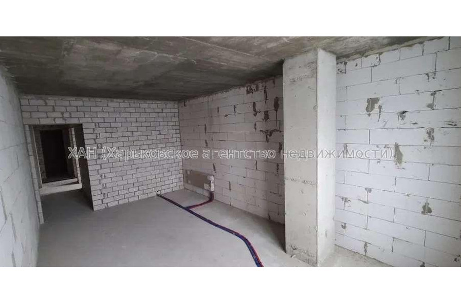 Продам квартиру, Льва Ландау просп. , 2 кім., 77 м², без внутренних работ 