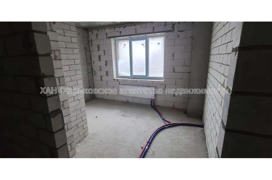 Продам квартиру, Льва Ландау просп. , 2 кім., 77 м², без внутренних работ 