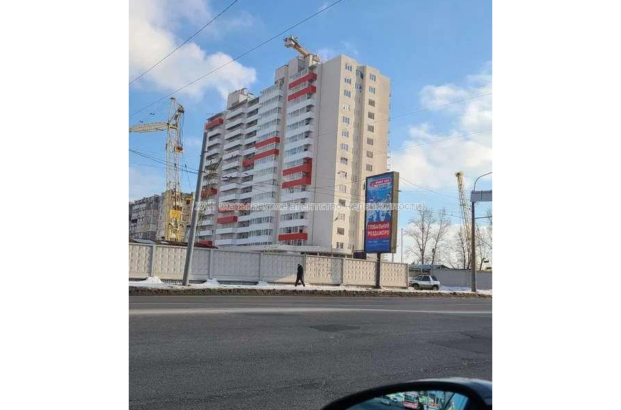 Продам квартиру, Льва Ландау просп. , 2 кім., 77 м², без внутренних работ 