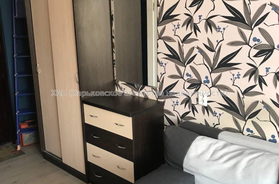 Продам квартиру, Большая Панасовская ул. , 1  ком., 18 м², капитальный ремонт 