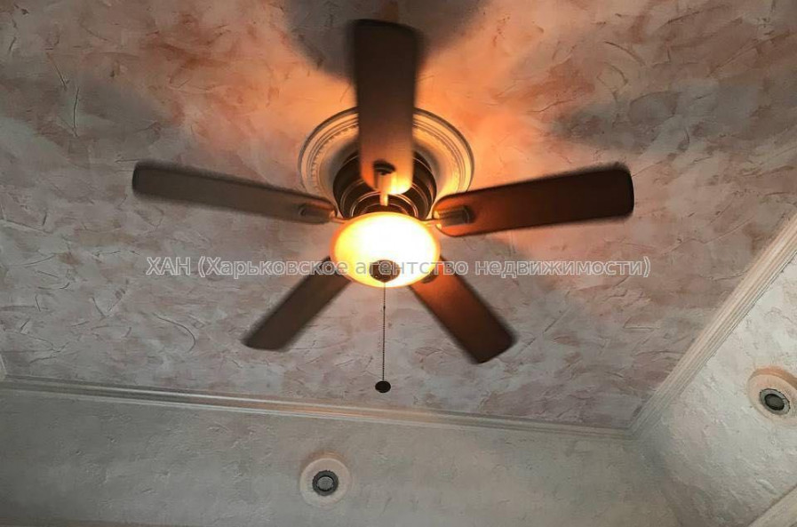 Продам квартиру, Большая Панасовская ул. , 1  ком., 18 м², капитальный ремонт 