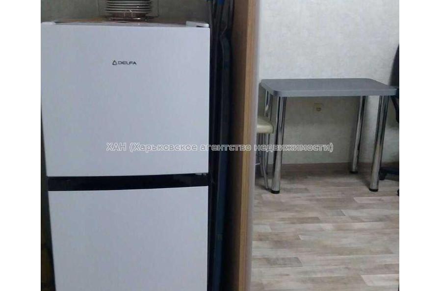 Продам квартиру, 23 Августа ул. , 1 кім., 12 м², капитальный ремонт 